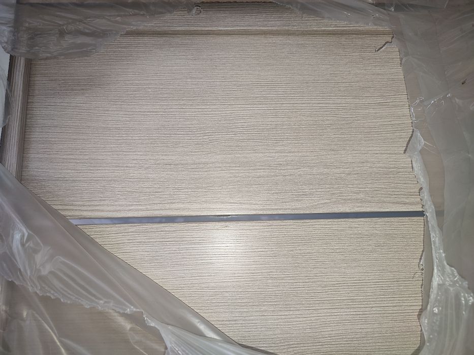 Продам дверь межкомнатную 90#200