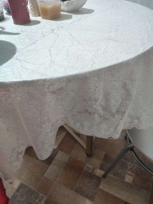 Продам кухон.стол.27000