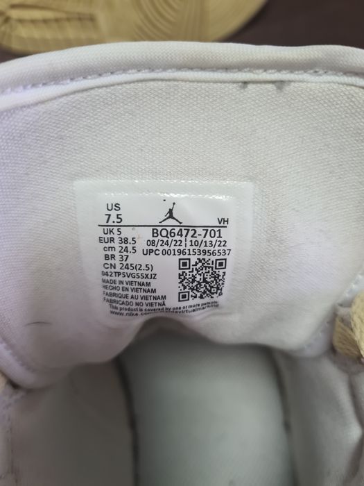 Маратонки Nike Air Jordan 1 Mid/ 38,5