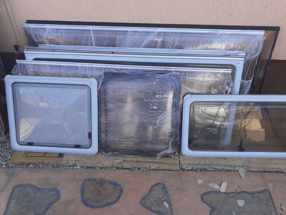 Geamuri rulota camper