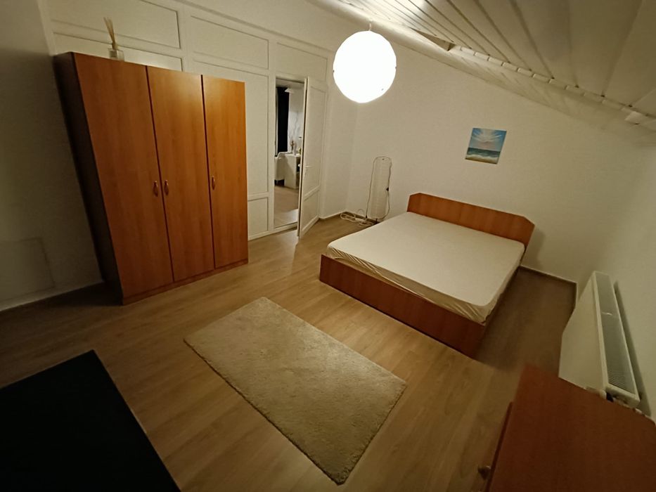 Inchiriez apartament