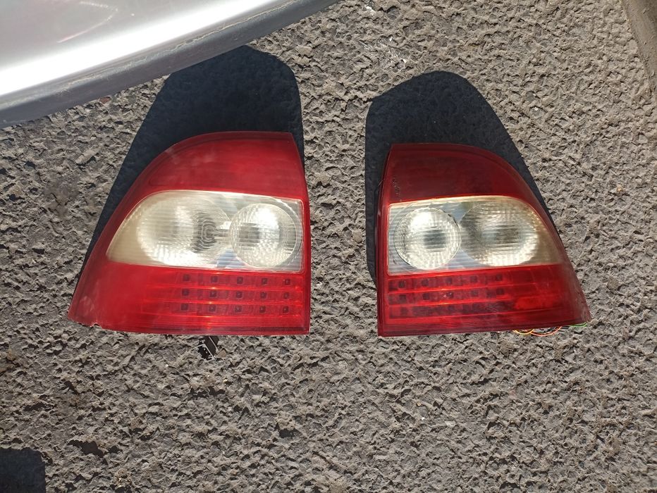 Продам задний стоп комплект приоры 2