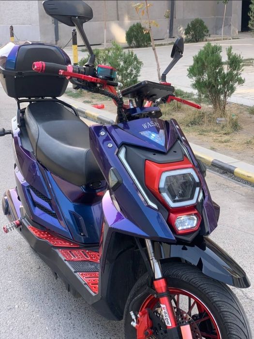 Redlayin  sukuter  2025
