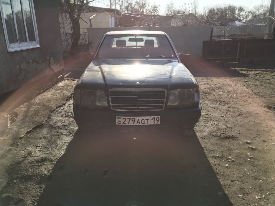 Срочно Продам Мерседес 124