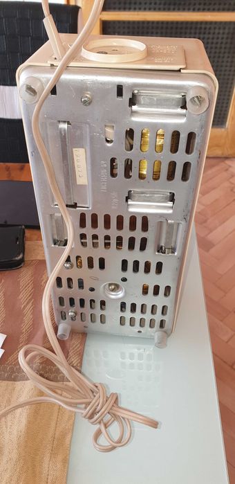 стабилизатор за напрежение 220 волта