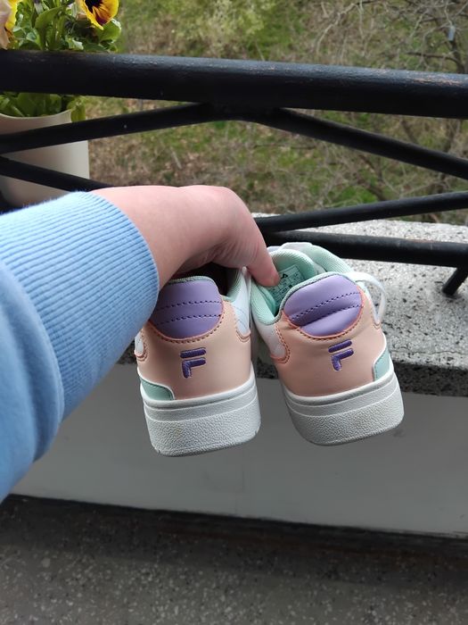 Оргинални дамски маратонки Fila