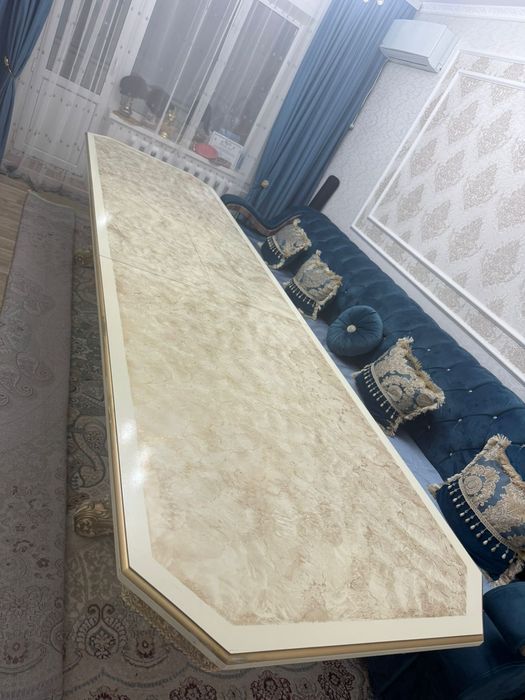 Продам стол хор состоянии