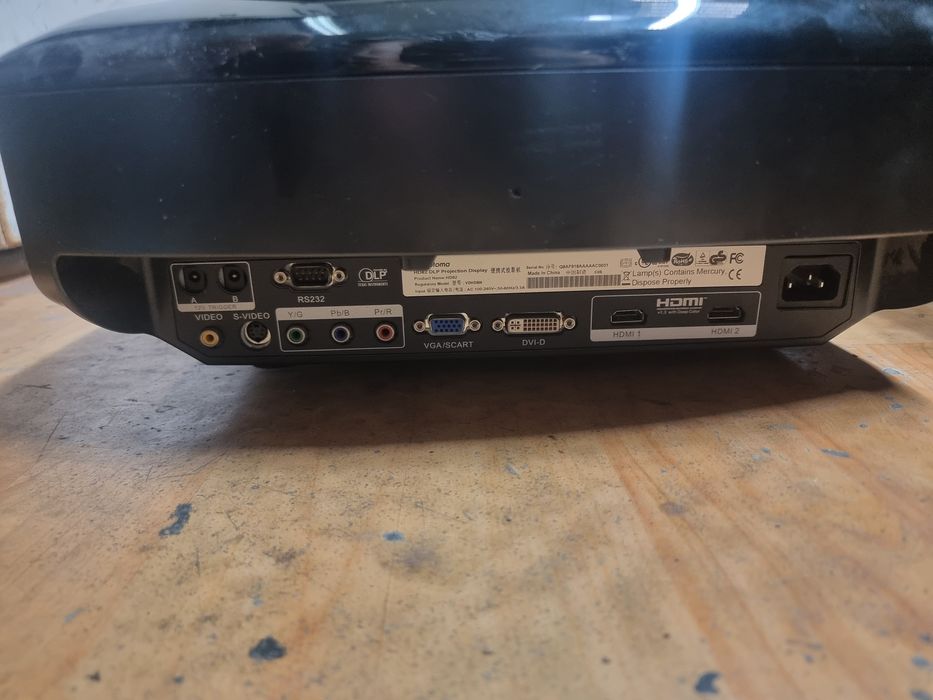Проектор. Требует ремонта