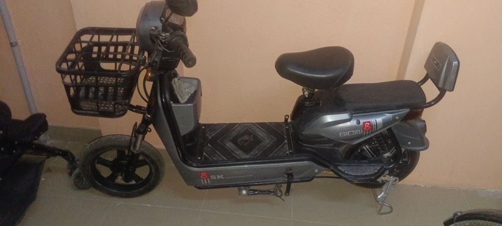 Электронный скутер сатылады