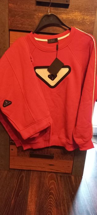 Нови дрехи с етикет Италия Турция Германия внос цена може по договарян