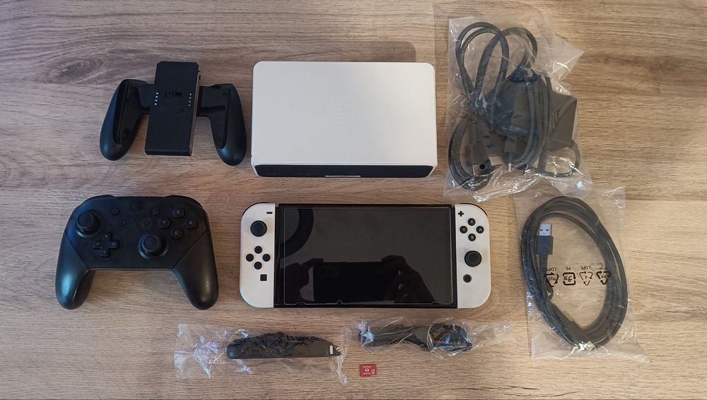 Nintendo Switch OLED