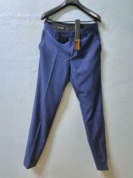 Мъжки костюм официален