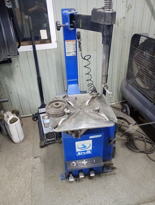 Продам станки шиномонтажные