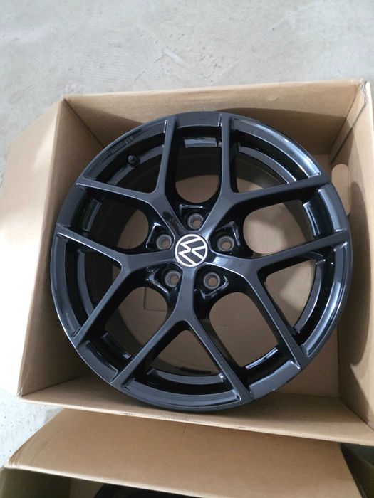 Jante 17 Skoda Karok VW Passat Mercedes C Class Vito GLA GLB, A,B