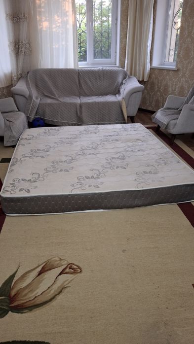 Матрас 180×200 тегін беремін, отдам даром