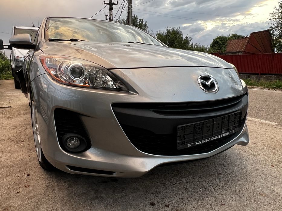 Fata competa Mazda 3 BL 2011  Bara capota , toate piesele fata..Piese dezmembrari Mazda 3 BL  E5