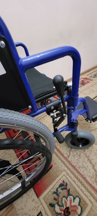 Кресло - коляска для инвалидов