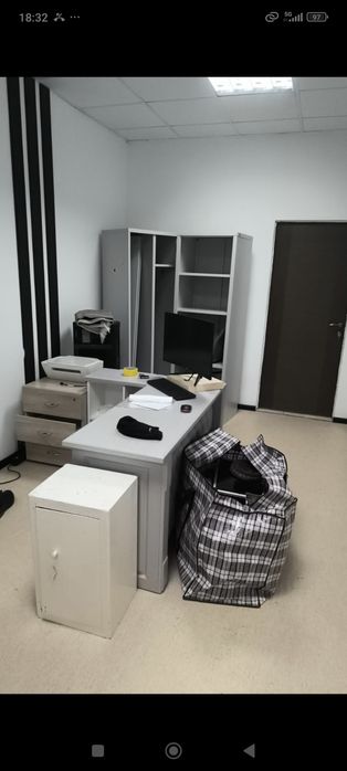 Стол, ресепшн в офис,