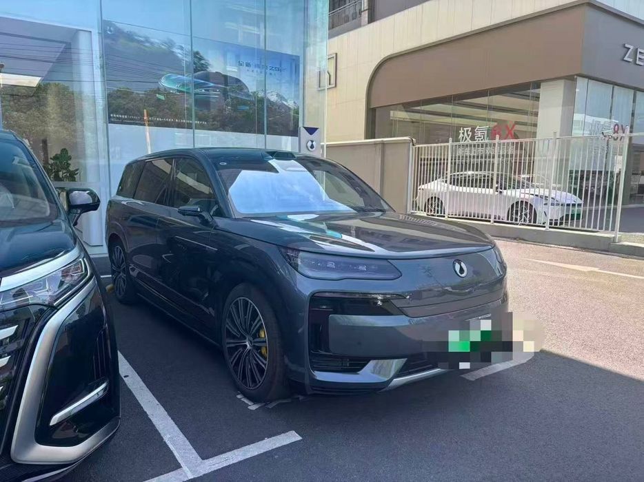Denza N9 2025 Flagship Edition (флагманская версия, 2025 г.)