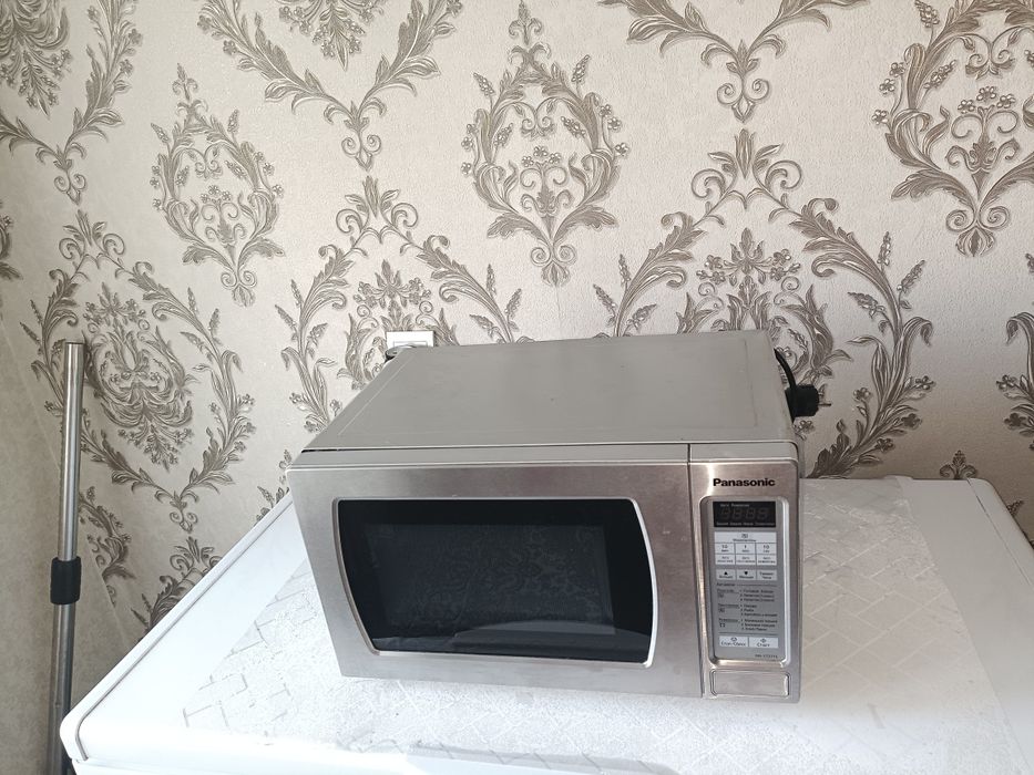 Продам микроволновку Панасонник 18т