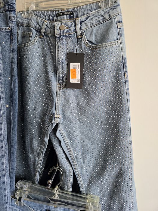 Дамски дънки с камъни