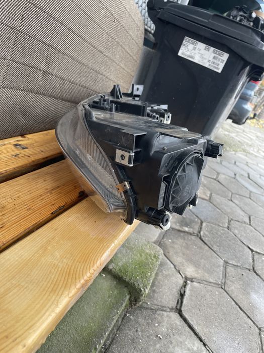 Оригинален дясен фар за мазда 6 оборудван