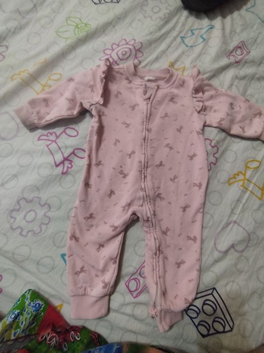Вещи на девочку в хорошем состоянии.