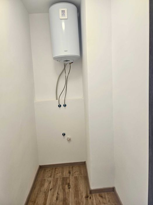 Продава се Тристаен апартамент в Варна, Младост 1 - 60 кв.м за 1189 €/кв.м - Снимка #7