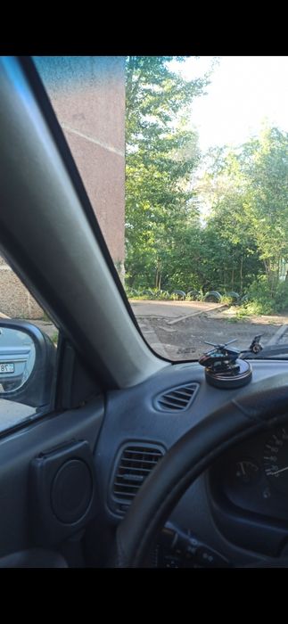 Mitsubishi carisma 1.8 mpi продаю до мая.