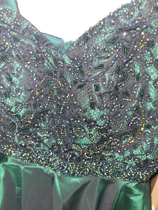 Официална рокля номер 46