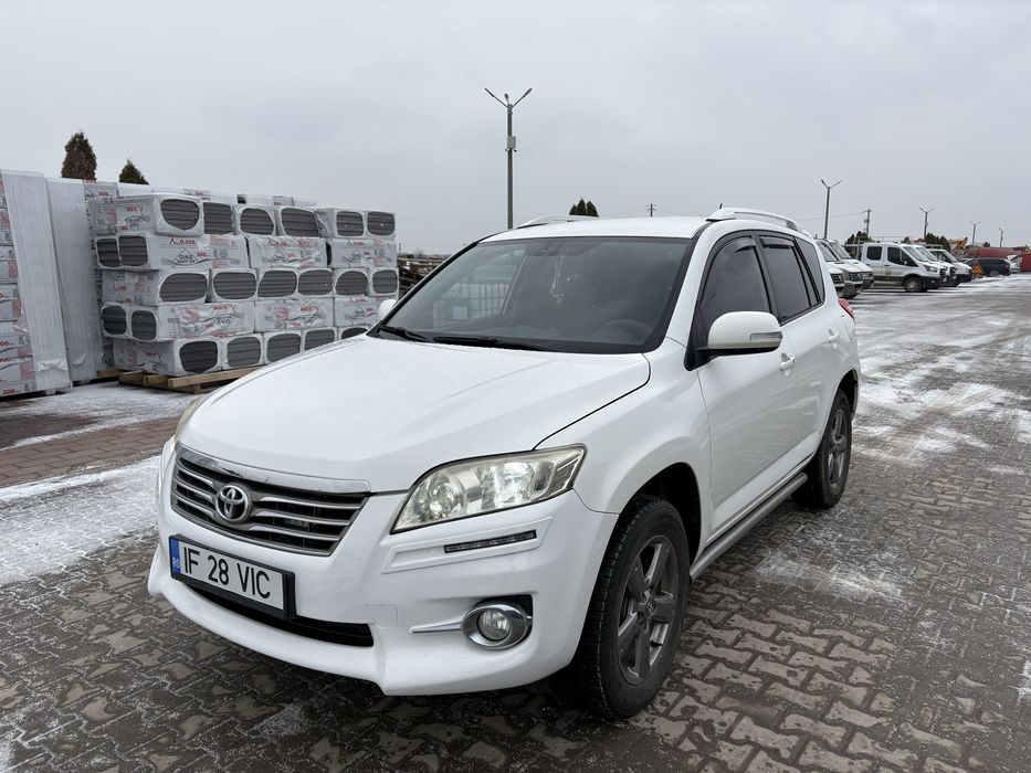 Toyota rav4 ,an 2012 , km reali , fara accident