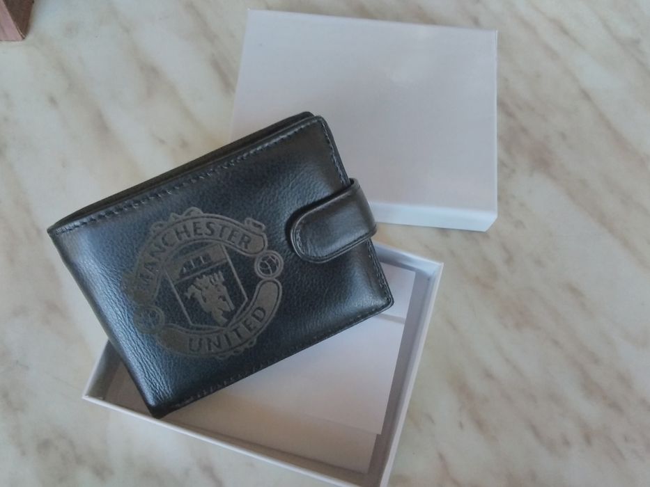 Продавам портфейл на  Манчестър Юнайтед - 38лв
