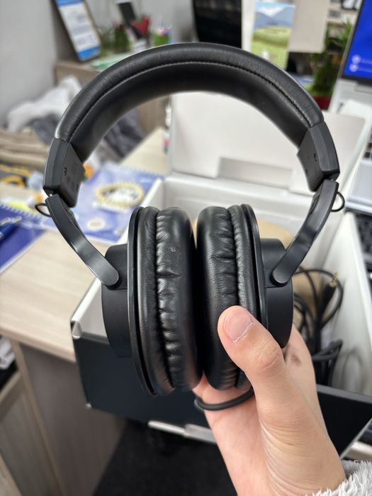 Продам наушники audio-technica ATH-M20x