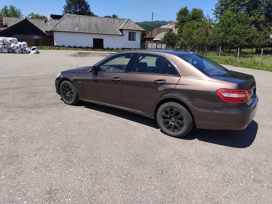 Mercedes E 220-2010