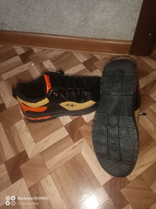 Зимние ботинки (новые), размер 40