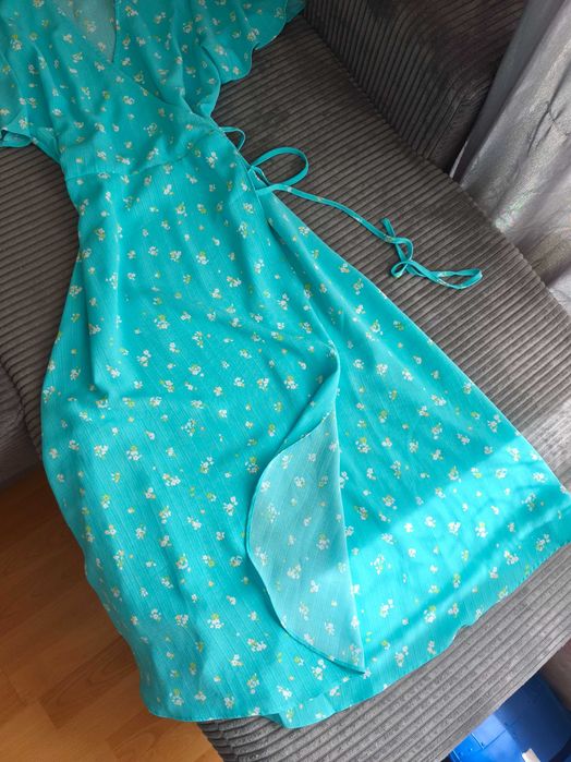 Рокля с прехлупване