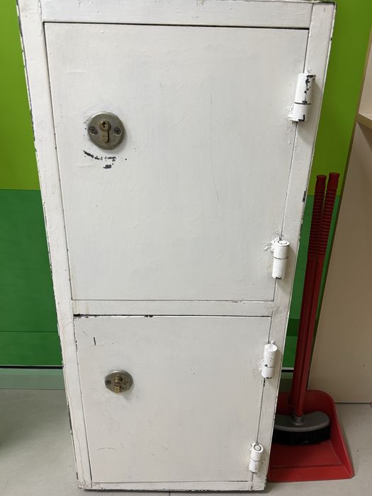 Продам небольшой сейф