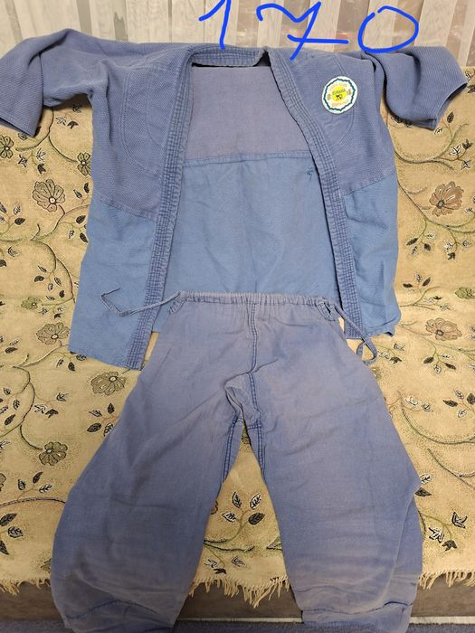 Продам кимано б/у