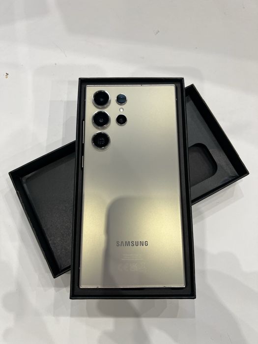 Samsung S24 Ultra / 512GB / Titanium Gray