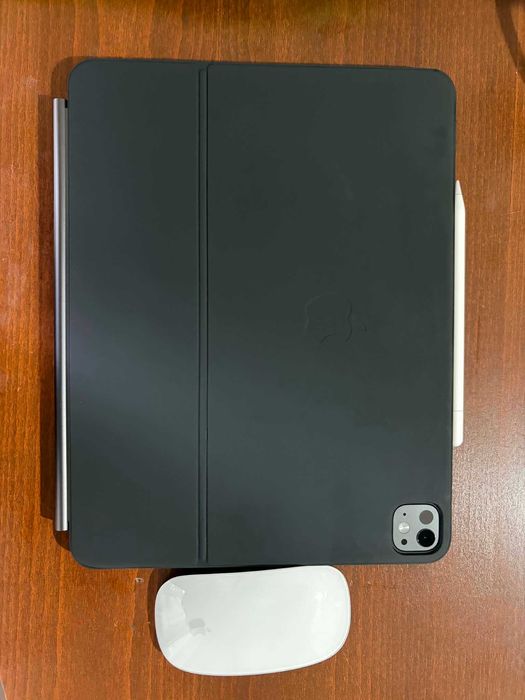 Продавам iPad Air pro 13 inch 512 gb