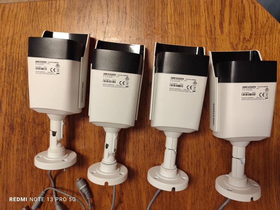 Sistem supraveghere video analog. Se dă pe bucăți sau complet.