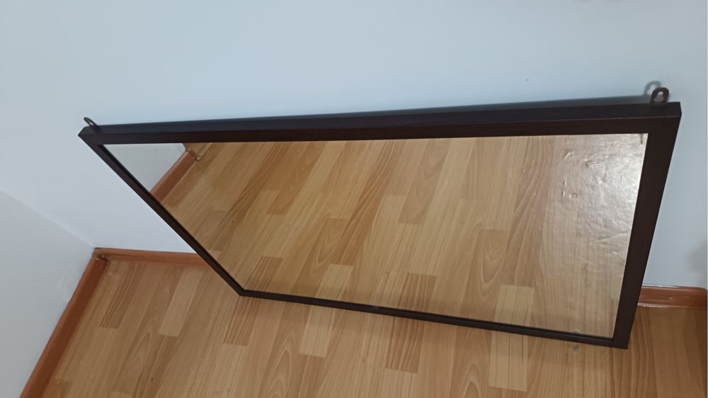 Продается зеркало 90*65