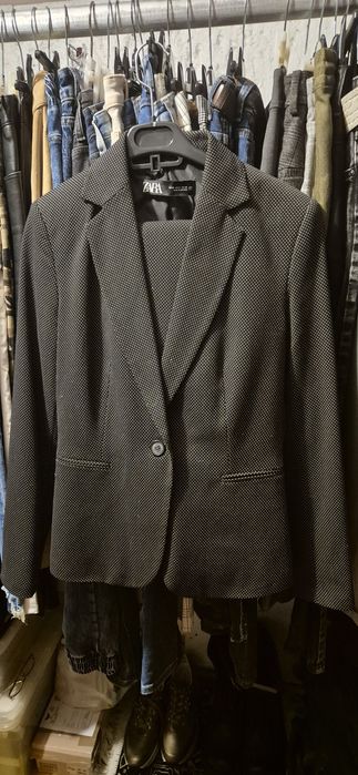 Costum Zara dama nou