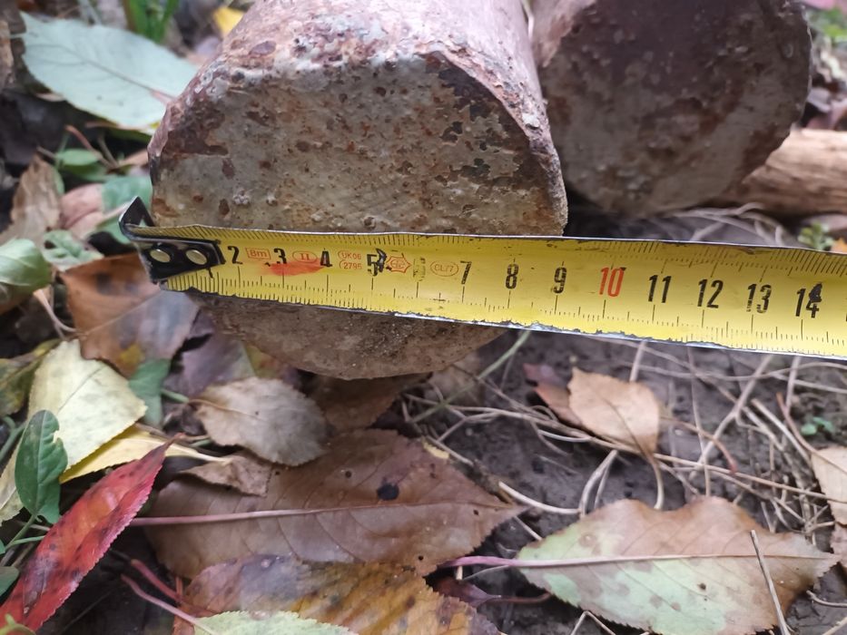 Stâlpi teava , înălțime 2.6  m , 110 ron total amândoi