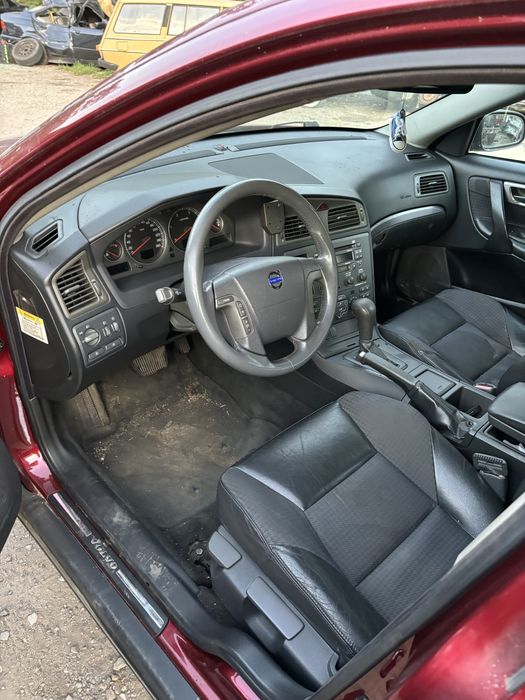 Волво В70 2.5 на части. Volvo V70