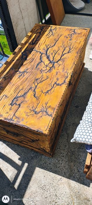 Холна маса от съндък направена от мен