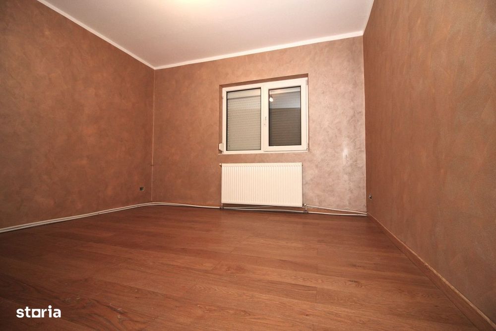 3 Decomandate Tipografilor Recent Renovat 68 mp Utili Parter