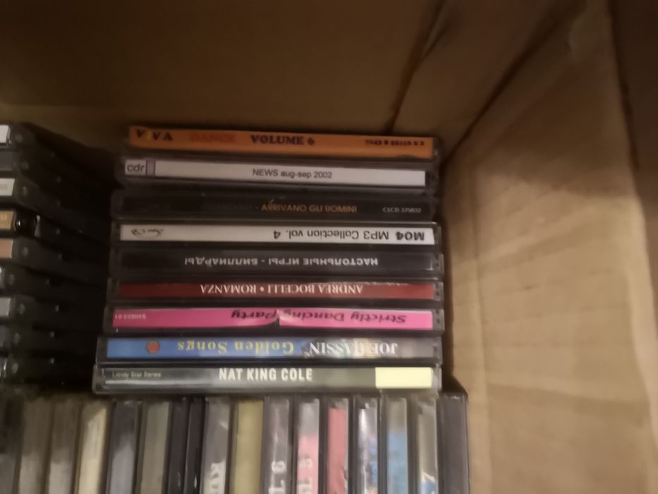 CD uri cu muzica ușoară, diverse stiluri