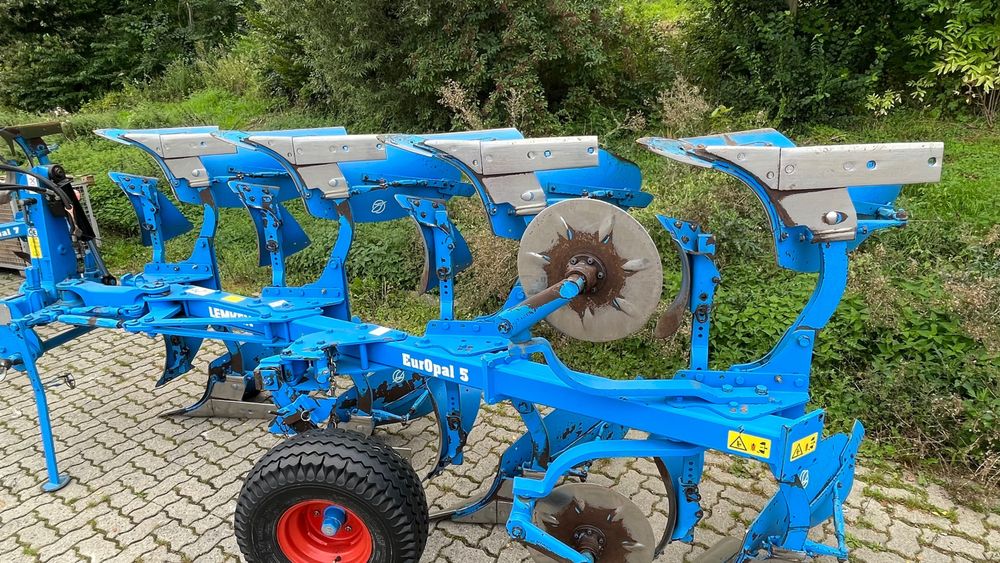 Lemken Europal 5. Claas, Case, John Deere, Belarus tortadi
