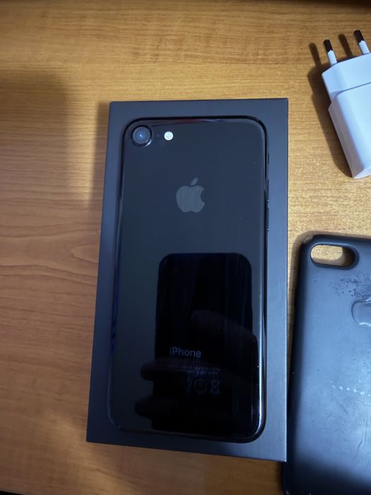Vand Iphone 7 JetBlack 32 GB